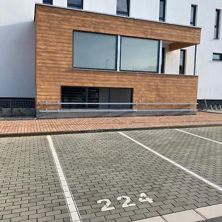 Apartman Na Plachte Hradec Králové Kültér fotó