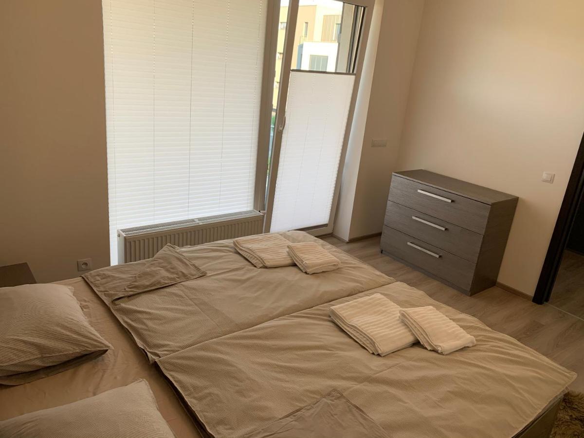Apartman Na Plachte Hradec Králové Kültér fotó