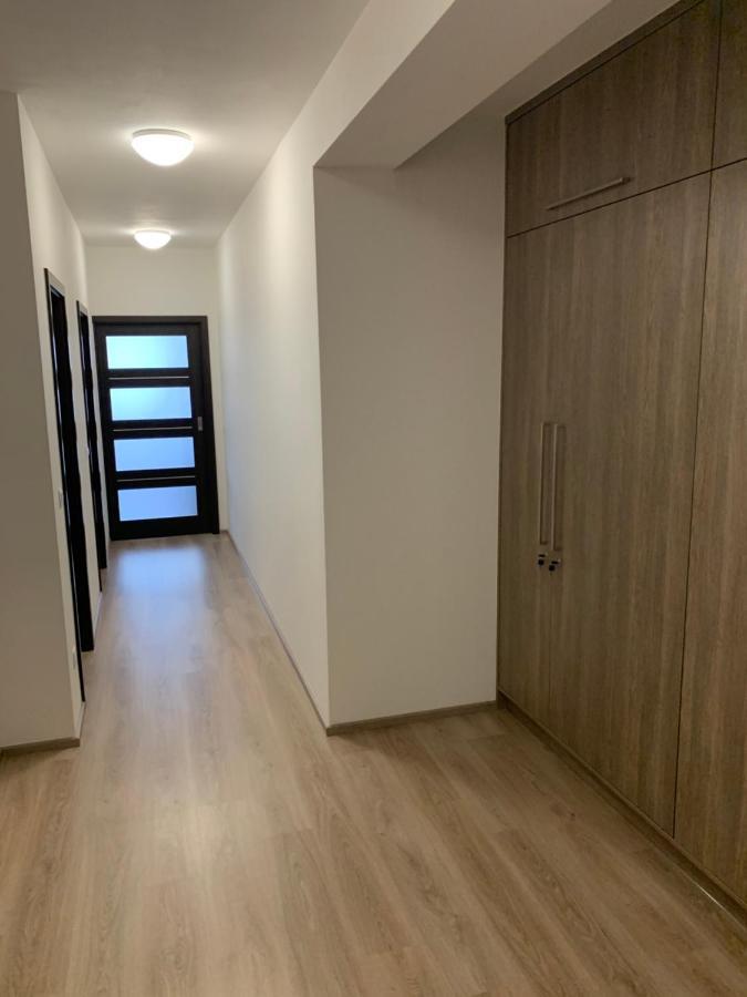 Apartman Na Plachte Hradec Králové Kültér fotó