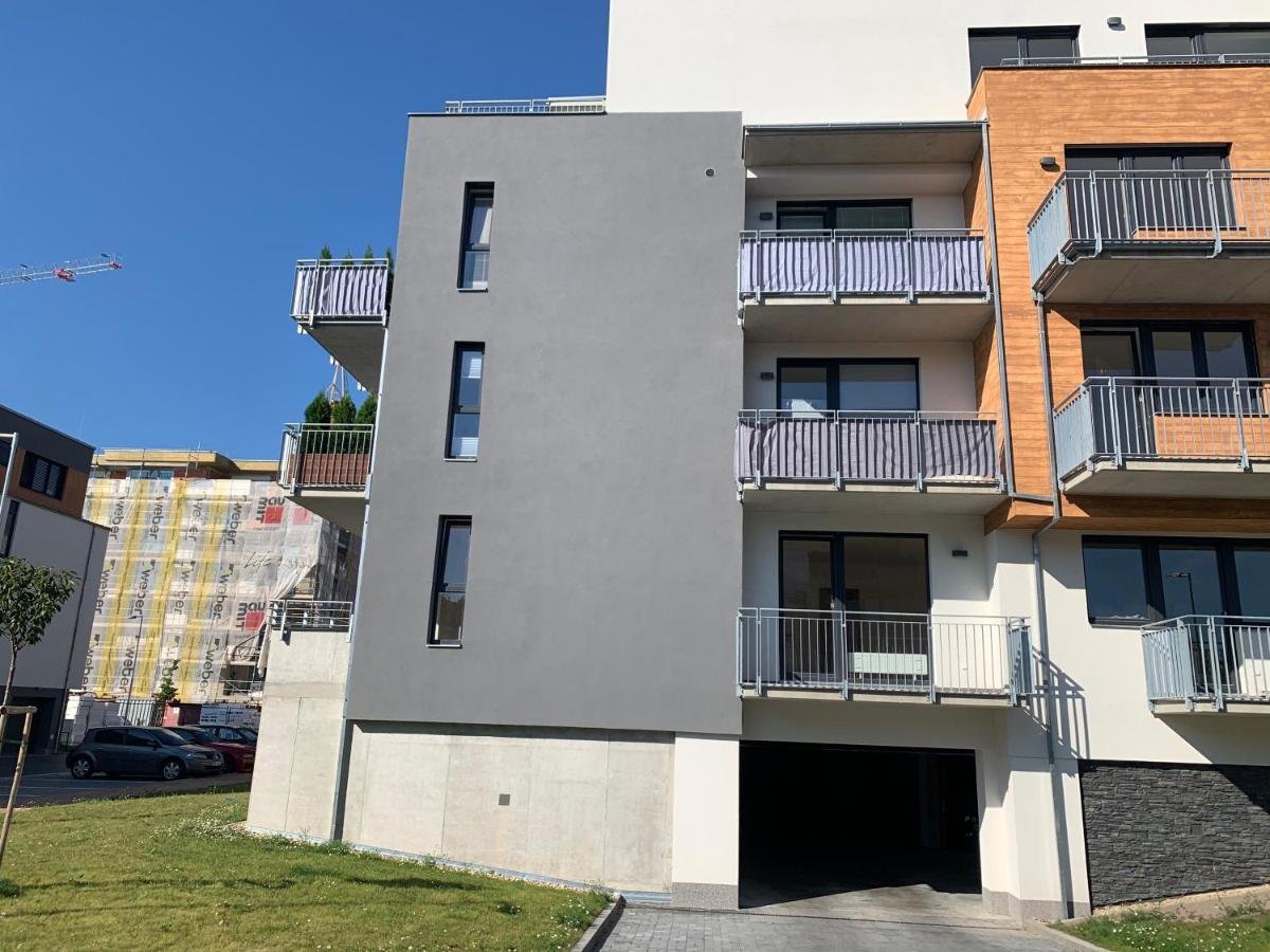 Apartman Na Plachte Hradec Králové Kültér fotó