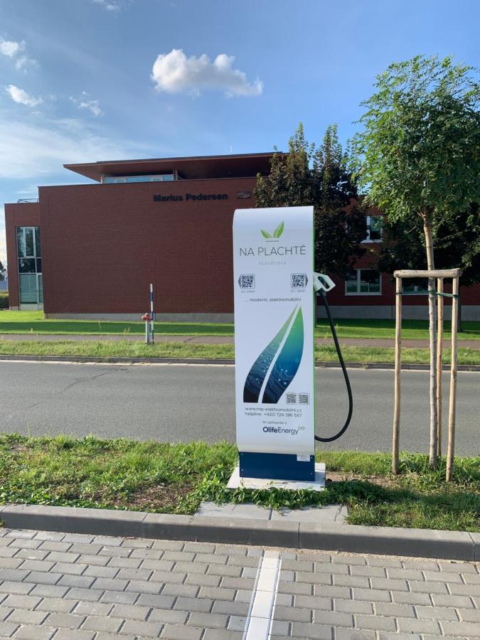Apartman Na Plachte Hradec Králové Kültér fotó